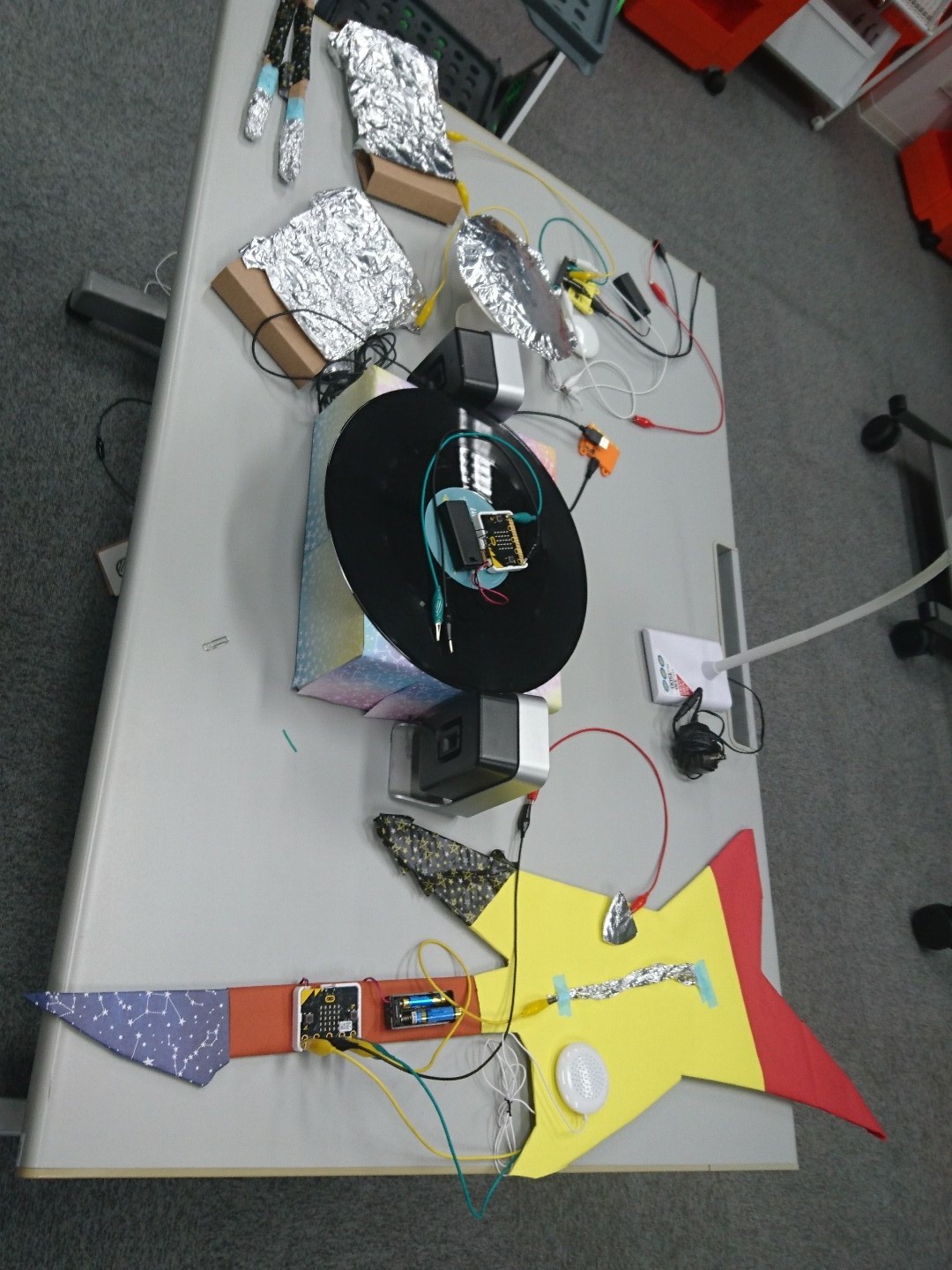 マイクロ・バンドでセッションしよう（micro:bit × band）